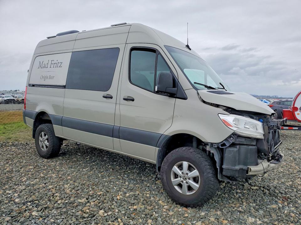 48137376 :رقم المزاد ، WDZFF0CDXKP170013 vin ، 2019 Mercedes-benz Sprinter مزاد بيع