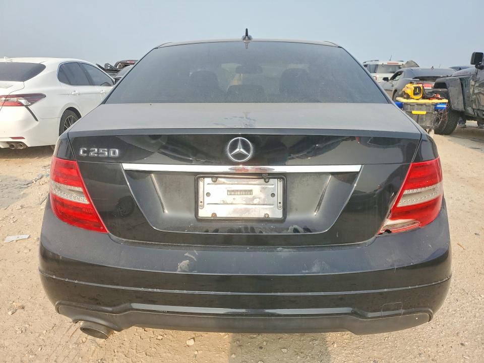 51874076 :رقم المزاد ، WDDGF4HB1DA862207 vin ، 2013 Mercedes-benz C مزاد بيع