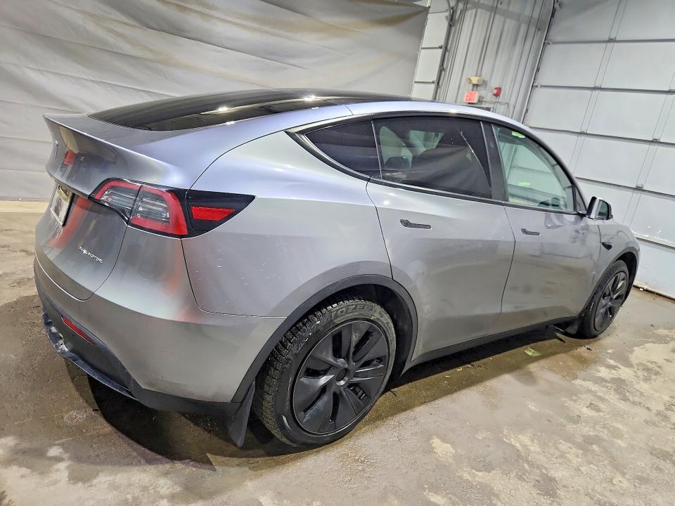 Продажа на аукционе авто 2024 Tesla Model Y, vin: 7SAYGDEE7RA290469, номер лота: 48907396