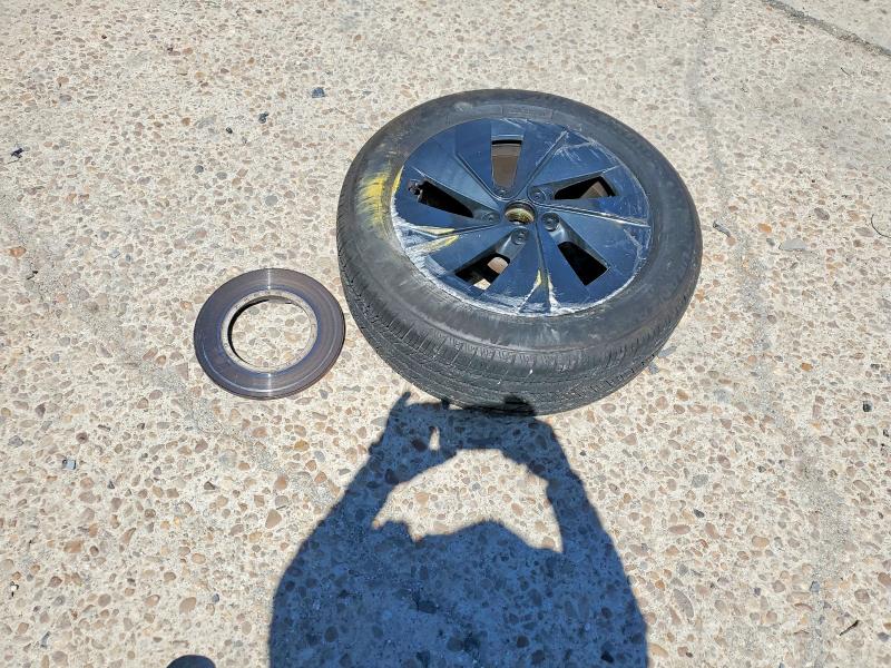 51076936 :رقم المزاد ، 3VV5C7B29SM038641 vin ، 2025 Volkswagen Taos مزاد بيع