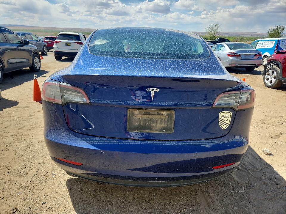 49112766 :رقم المزاد ، 5YJ3E1EA8NF359840 vin ، 2022 Tesla Model 3 مزاد بيع