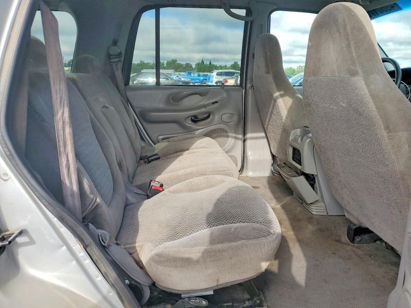 Продажа на аукционе авто 2000 Ford Expedition, vin: 1FMRU1565YLB86008, номер лота: 49601706