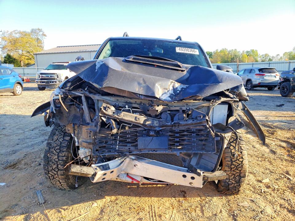 49398366 :رقم المزاد ، JTELU5JR2R6258571 vin ، 2024 Toyota 4runner مزاد بيع