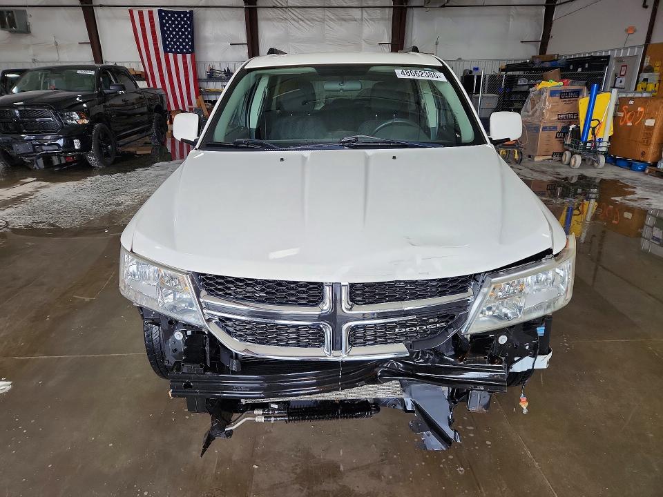 48662386 :رقم المزاد ، 3D4PG1FG5BT561775 vin ، 2011 Dodge Journey مزاد بيع
