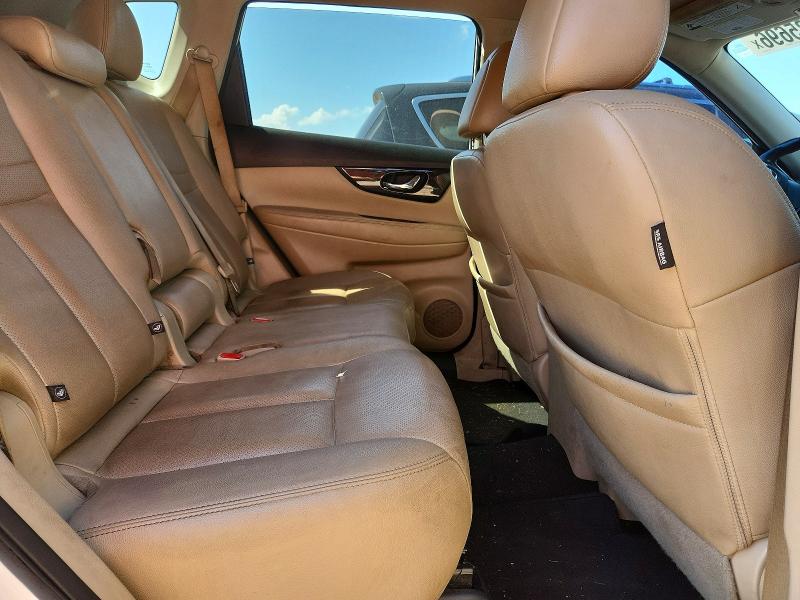 50385696 :رقم المزاد ، 5N1AT2MT5HC828661 vin ، 2017 Nissan Rogue مزاد بيع