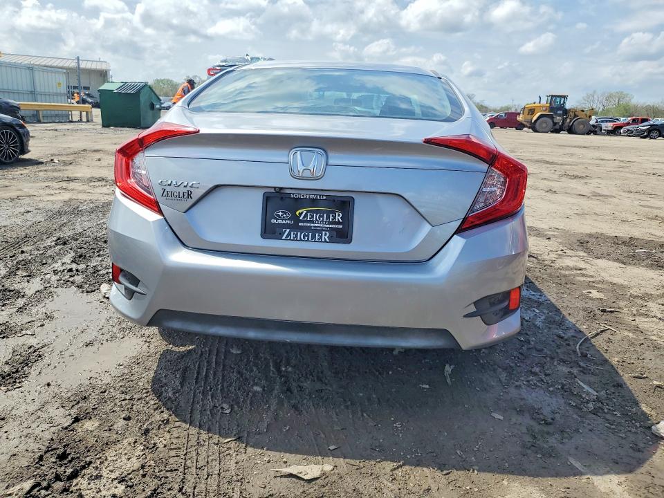 Продажа на аукционе авто 2017 Honda Civic, vin: 19XFC2F52HE007888, номер лота: 49893616