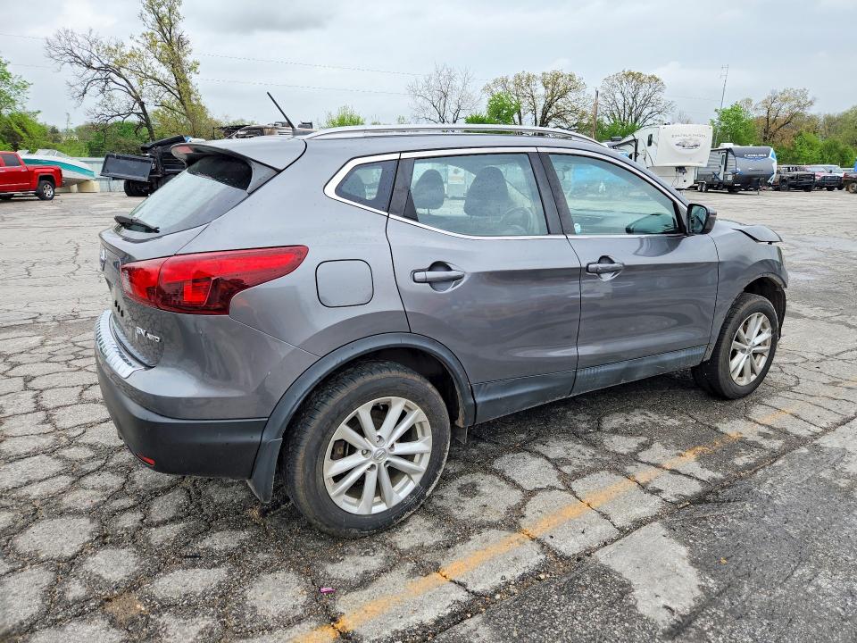 50162756 :رقم المزاد ، JN1BJ1CR0HW123749 vin ، 2017 Nissan Rogue Sport مزاد بيع