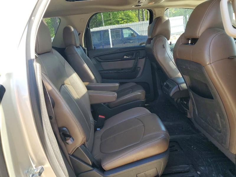 50905616 :رقم المزاد ، 1GKKRRKD9FJ306379 vin ، 2015 Gmc Acadia مزاد بيع