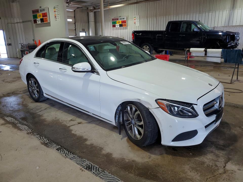 49897136 :رقم المزاد ، 55SWF4KB0FU067091 vin ، 2015 Mercedes-benz C مزاد بيع