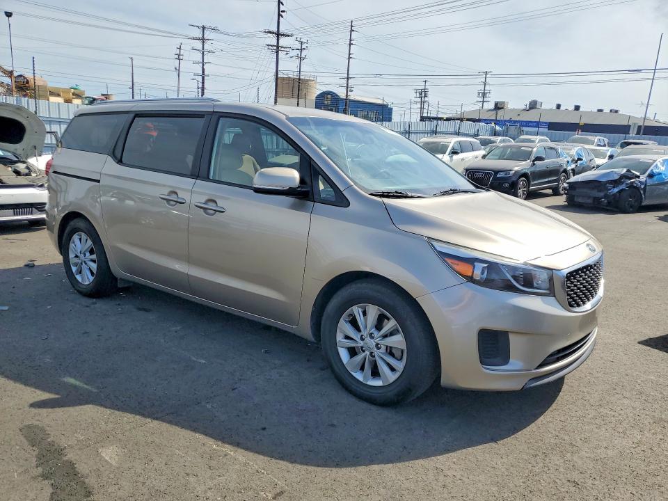 50353366 :رقم المزاد ، KNDMB5C18G6140138 vin ، 2016 Kia Sedona مزاد بيع