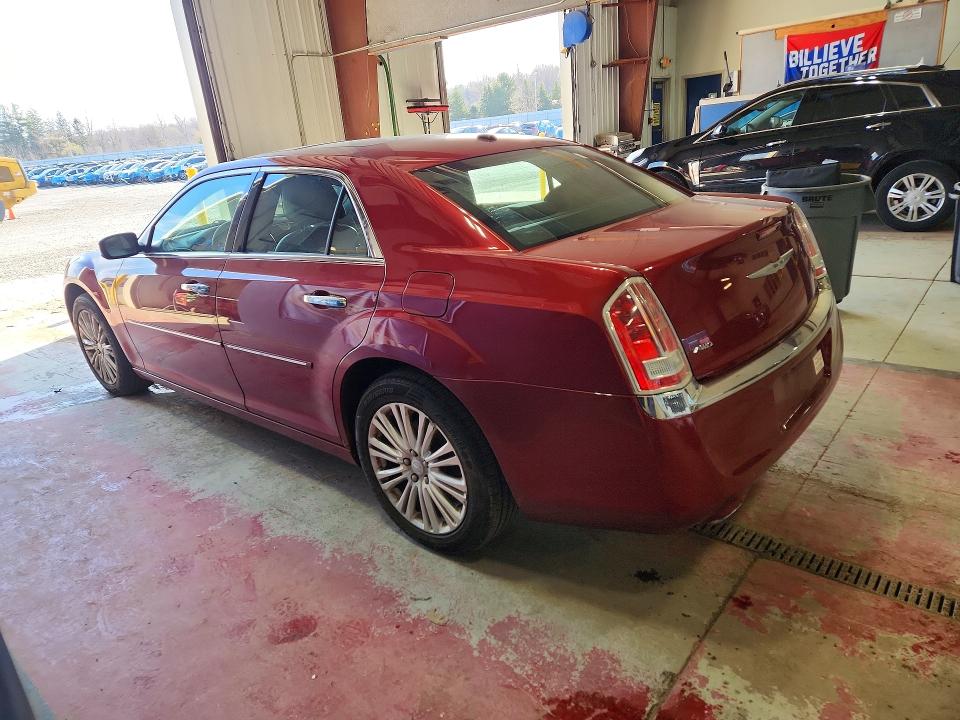 49043746 :رقم المزاد ، 2C3CK6CT8BH530297 vin ، 2011 Chrysler 300c مزاد بيع