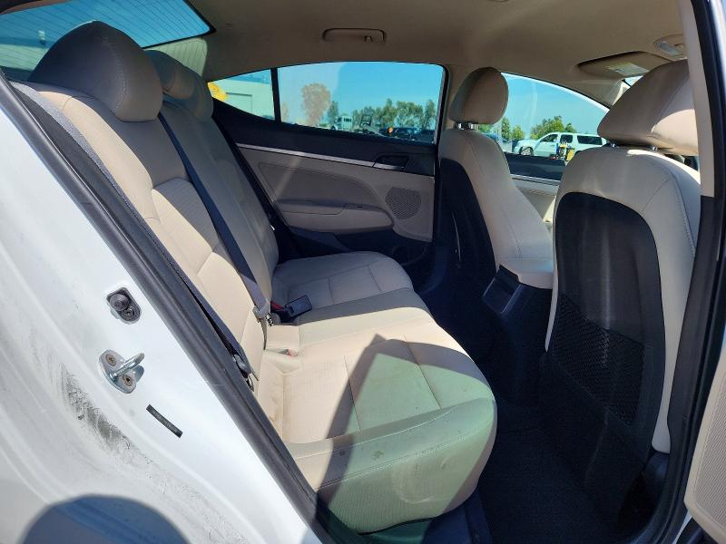 51529056 :رقم المزاد ، 5NPD84LF2HH066596 vin ، 2017 Hyundai Elantra مزاد بيع