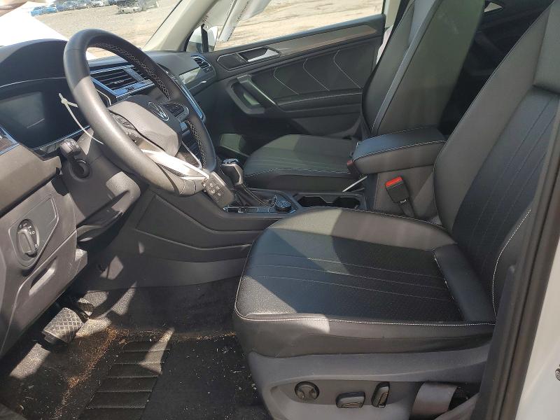 49860386 :رقم المزاد ، 3VV2B7AX2NM131976 vin ، 2022 Volkswagen Tiguan مزاد بيع