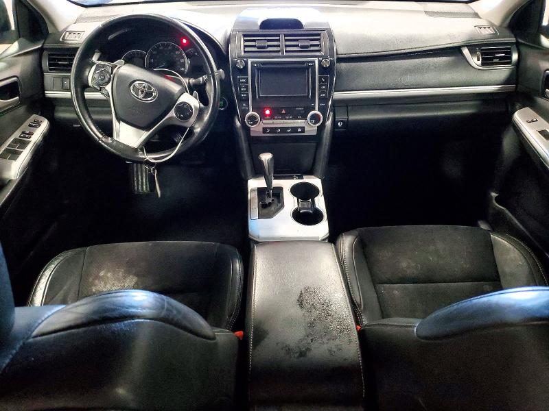 50772536 :رقم المزاد ، 4T1BK1FK2CU004593 vin ، 2012 Toyota Camry مزاد بيع