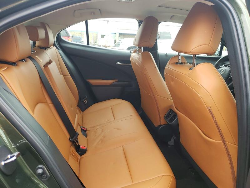 51765806 :رقم المزاد ، JTHP9JBH8M2041384 vin ، 2021 Lexus Ux مزاد بيع