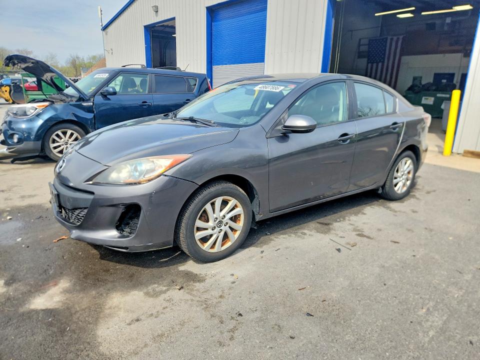 48607886 :رقم المزاد ، JM1BL1V80D1711749 vin ، 2013 Mazda 3 مزاد بيع