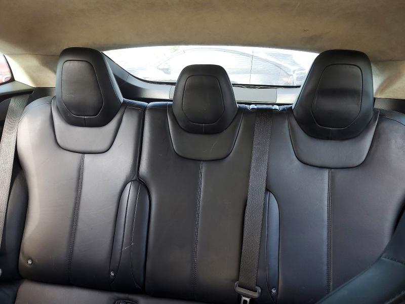 Продажа на аукционе авто 2015 Tesla Model S, vin: 5YJSA1E13FF115036, номер лота: 51166846