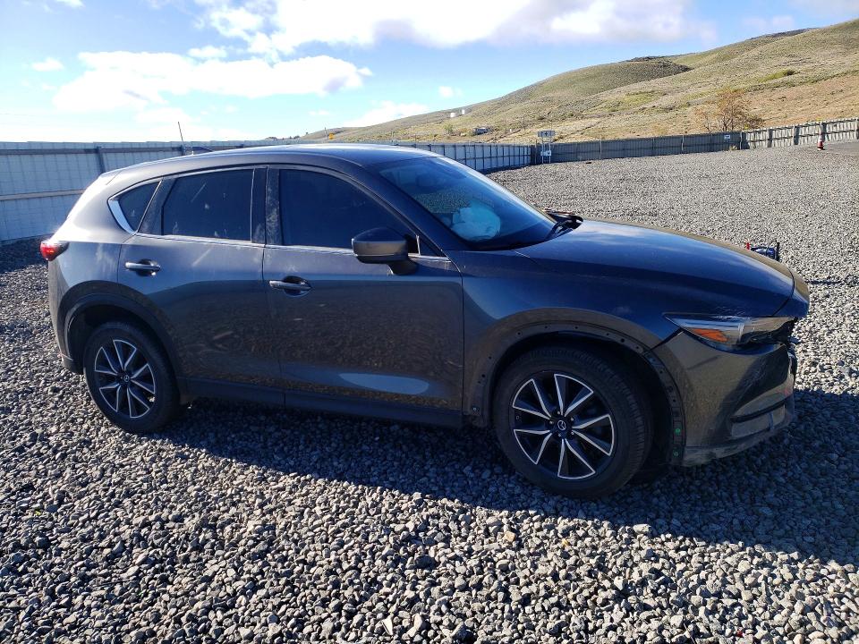 Продажа на аукционе авто 2017 Mazda Cx-5, vin: JM3KFBDL1H0193656, номер лота: 49672756