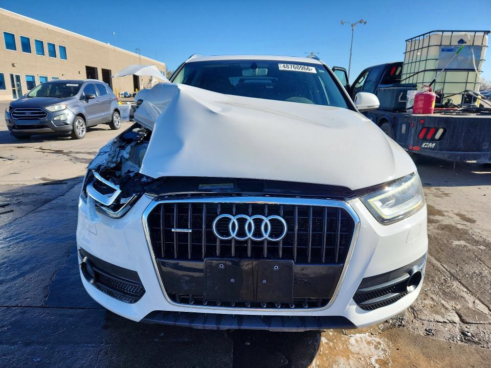 48760966 :رقم المزاد ، WA1EFCFS8FR013429 vin ، 2015 Audi Q3 مزاد بيع