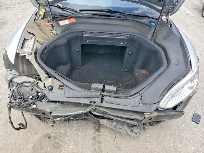 Продажа на аукционе авто 2015 Tesla Model S, vin: 5YJSA1E15FF114891, номер лота: 50579916