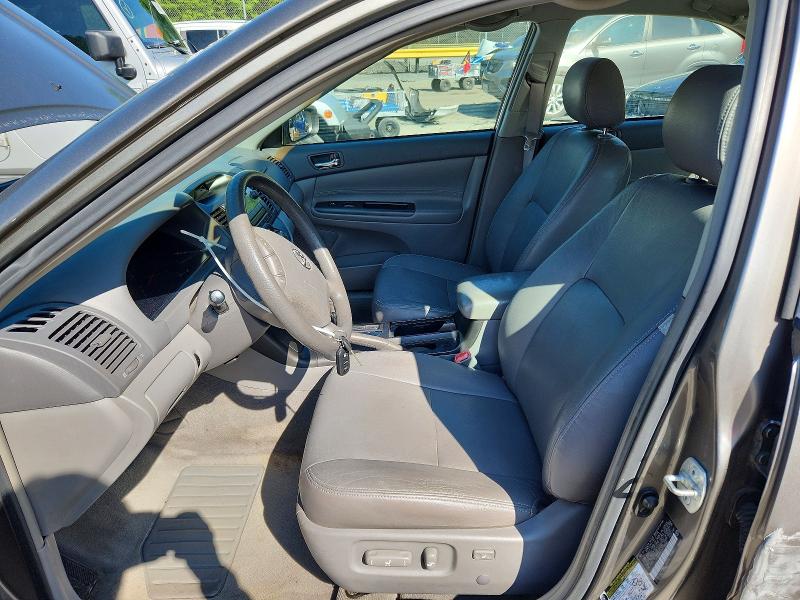 51459356 :رقم المزاد ، 4T1BE30K26U726288 vin ، 2006 Toyota Camry مزاد بيع