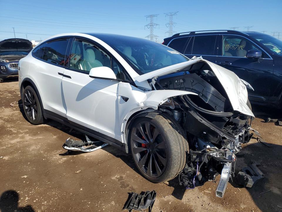 2025 Tesla Model X მანქანა იყიდება აუქციონზე, vin: 7SAXCBE63SF465376, აუქციონის ნომერი: 49022256