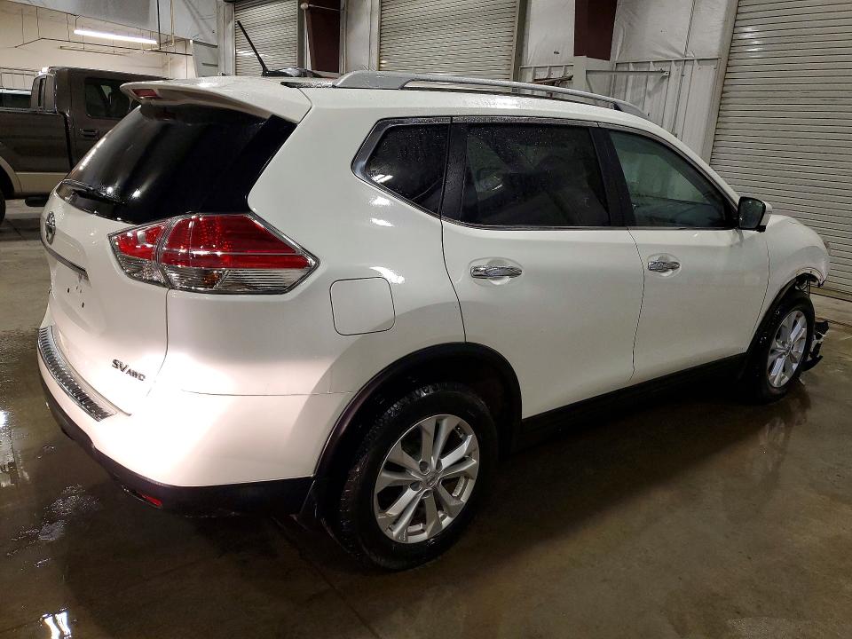 2015 Nissan Rogue მანქანა იყიდება აუქციონზე, vin: 5N1AT2MV6FC786838, აუქციონის ნომერი: 49908266