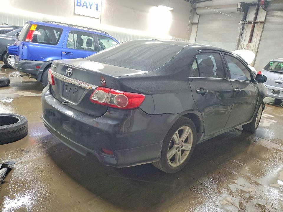 51874256 :رقم المزاد ، 2T1BU4EEXDC947650 vin ، 2013 Toyota Corolla مزاد بيع