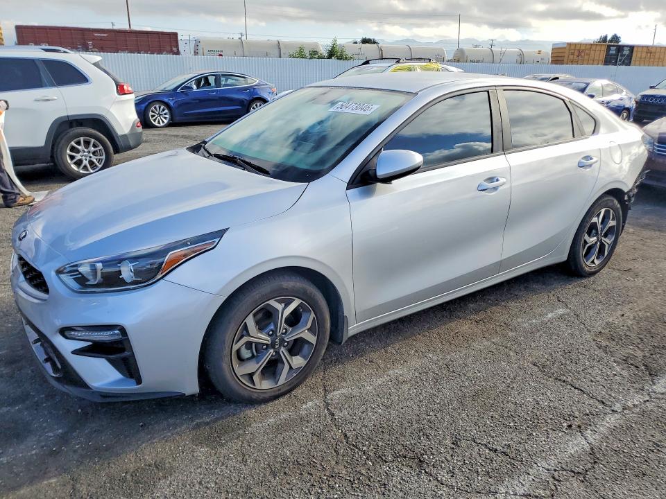 2020 Kia Forte მანქანა იყიდება აუქციონზე, vin: 3KPF24AD5LE250844, აუქციონის ნომერი: 50473046