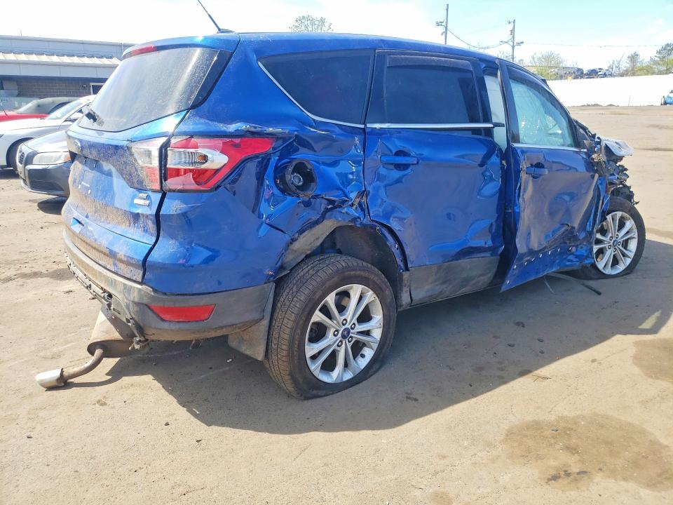 Продажа на аукционе авто 2017 Ford Escape, vin: 1FMCU9GD4HUB93784, номер лота: 51165586