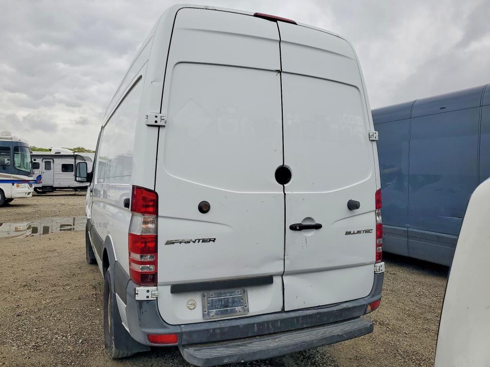 Продажа на аукционе авто 2014 Mercedes-benz Sprinter, vin: WD3PE7DC7E5929460, номер лота: 50751096