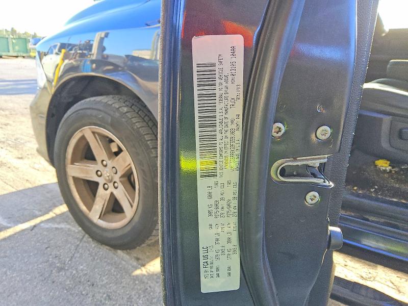 48638866 :رقم المزاد ، 1C6RR6KG9FS591069 vin ، 2015 Ram 1500 مزاد بيع