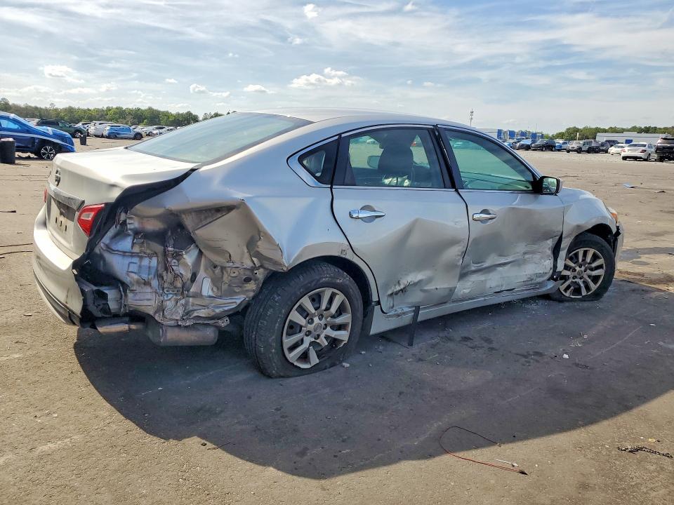 Продажа на аукционе авто 2016 Nissan Altima, vin: 1N4AL3AP4GN343812, номер лота: 49558416