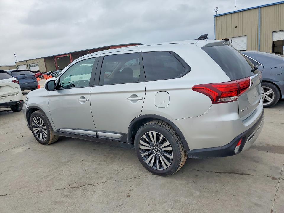 49938886 :رقم المزاد ، JA4AD2A31LZ047853 vin ، 2020 Mitsubishi Outlander مزاد بيع