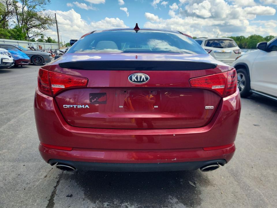 2013 Kia Optima მანქანა იყიდება აუქციონზე, vin: 5XXGM4A71DG214182, აუქციონის ნომერი: 51633296
