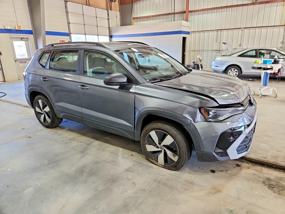 48685126 :رقم المزاد ، 3VV8C7B28SM082059 vin ، 2025 Volkswagen Taos مزاد بيع