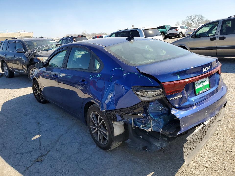 48982326 :رقم المزاد ، 3KPF24AD7NE465791 vin ، 2022 Kia Forte مزاد بيع