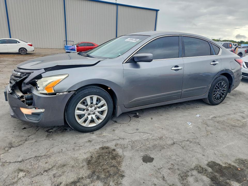 Продажа на аукционе авто 2015 Nissan Altima, vin: 1N4AL3AP9FC470615, номер лота: 51054736