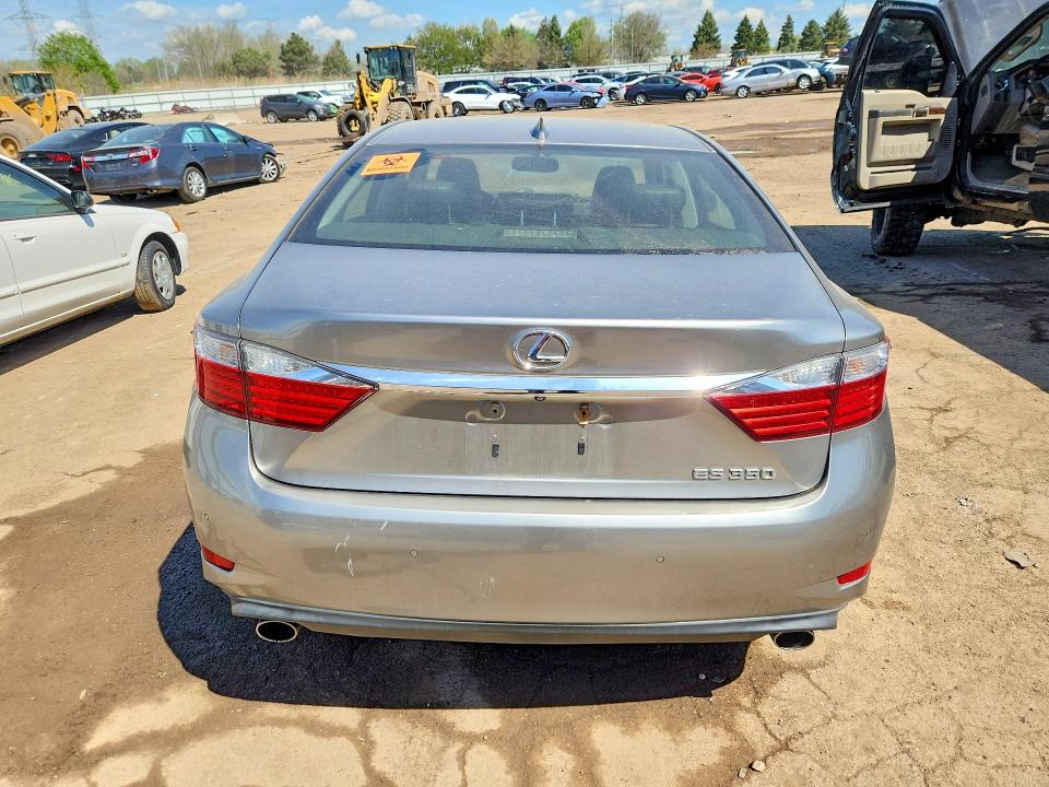 50907256 :رقم المزاد ، JTHBK1GG6F2202901 vin ، 2015 Lexus Es مزاد بيع