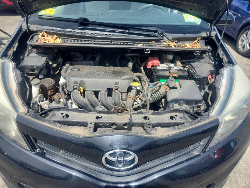 51492986 :رقم المزاد ، JTDJTUD37CD515906 vin ، 2012 Toyota Yaris مزاد بيع
