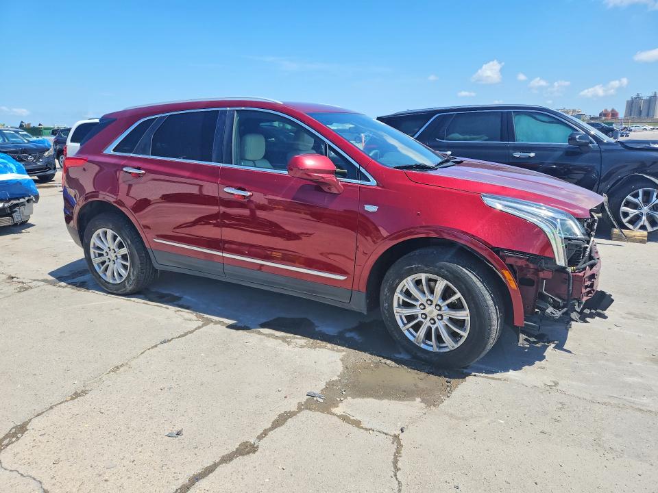 50136896 :رقم المزاد ، 1GYKNARS0HZ247136 vin ، 2017 Cadillac Xt5 مزاد بيع
