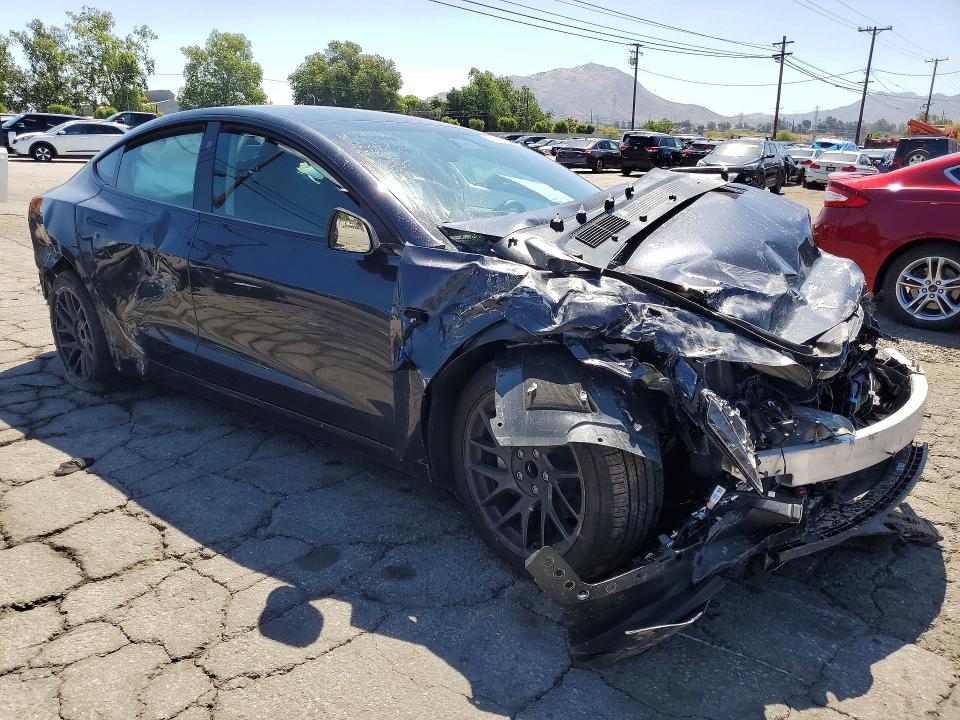 50143796 :رقم المزاد ، 5YJ3E1EA0SF053159 vin ، 2025 Tesla Model 3 مزاد بيع