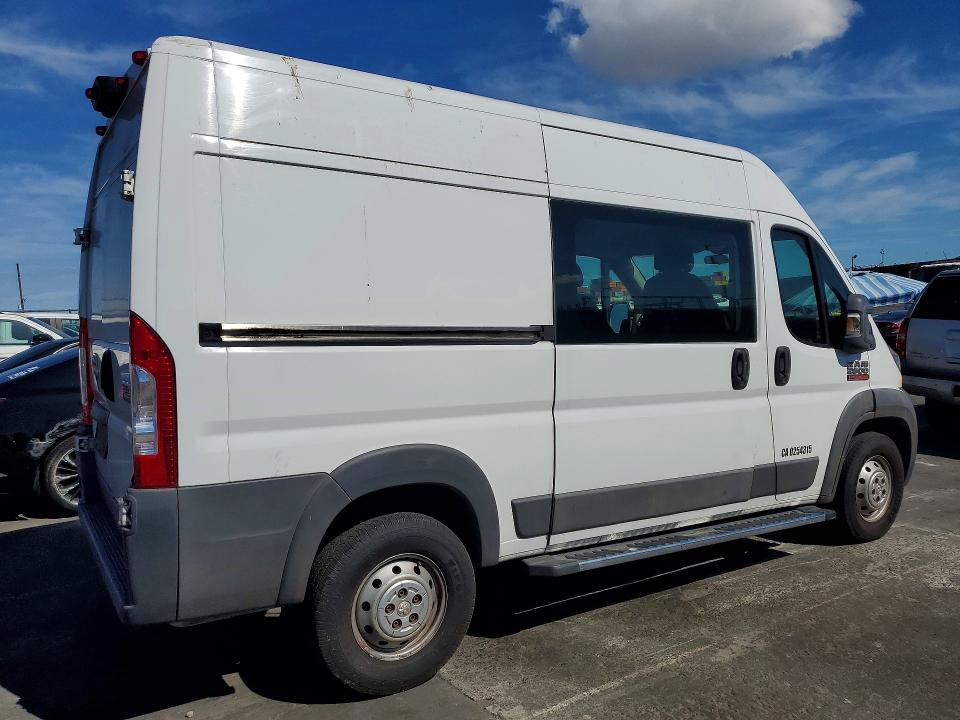50197136 :رقم المزاد ، 3C6TRVCG4EE119863 vin ، 2014 Ram Promaster 2500 مزاد بيع