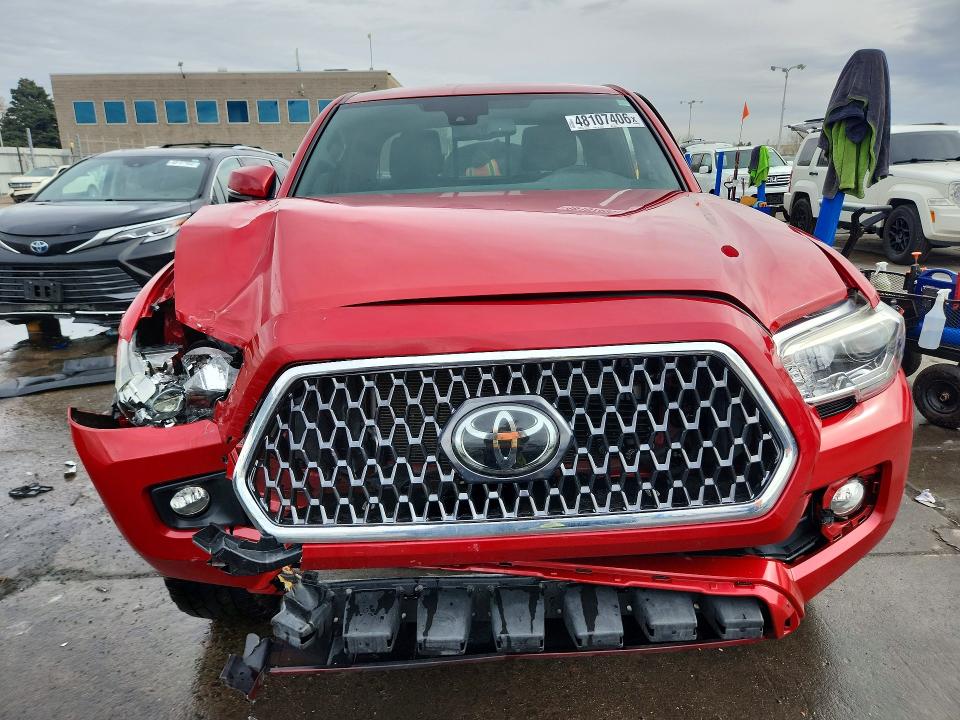 Продажа на аукционе авто 2018 Toyota Tacoma, vin: 5TFSZ5AN2JX165076, номер лота: 48107406
