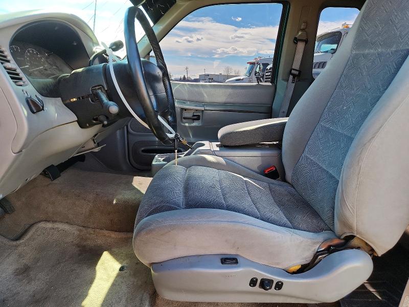 1998 Ford Explorer მანქანა იყიდება აუქციონზე, vin: 1FMYU24E9WUA35609, აუქციონის ნომერი: 49920716