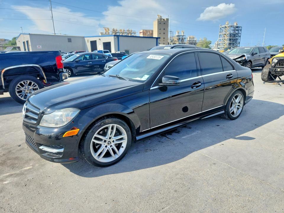 2014 Mercedes-benz C მანქანა იყიდება აუქციონზე, vin: WDDGF4HB6EG220841, აუქციონის ნომერი: 48490726