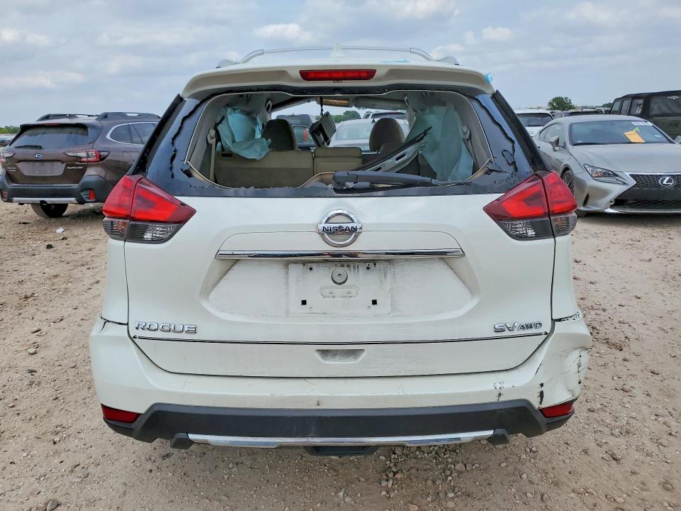 2017 Nissan Rogue მანქანა იყიდება აუქციონზე, vin: 5N1AT2MM1HC776468, აუქციონის ნომერი: 51099926