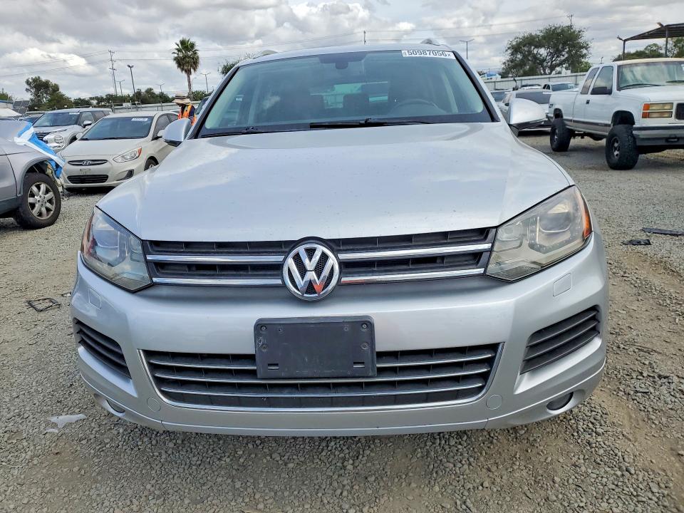Aukcja sprzedaży 2013 Volkswagen Touareg, vin: WVGEF9BP8DD001636, numer aukcji: 50987056