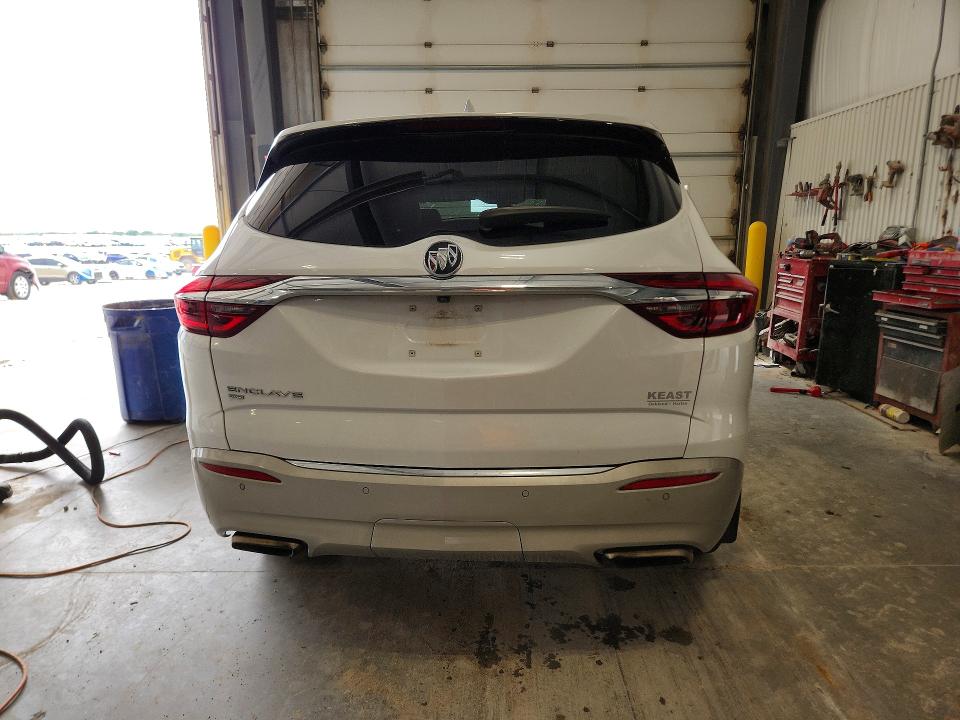 51267256 :رقم المزاد ، 5GAEVBKW8MJ227653 vin ، 2021 Buick Enclave مزاد بيع