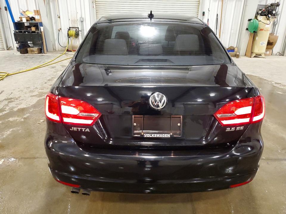 50352336 :رقم المزاد ، 3VWDP7AJ0DM379627 vin ، 2013 Volkswagen Jetta مزاد بيع
